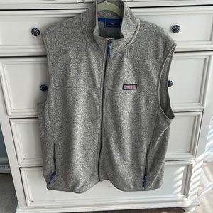 Mens XL Vineyard Vines grey vest